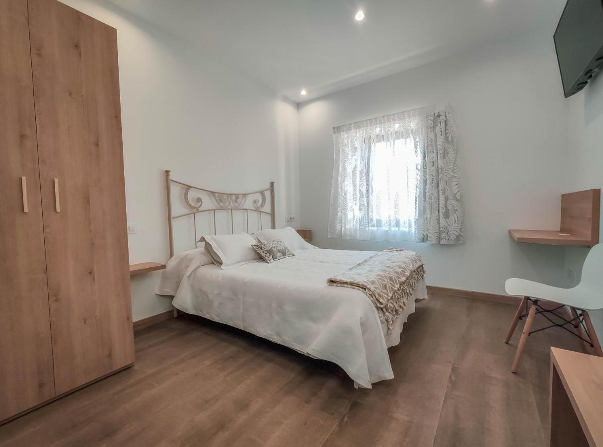 Hostal Oleo Auto Check-In Santander Exterior foto
