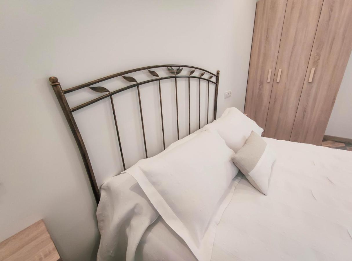 Hostal Oleo Auto Check-In Santander Exterior foto