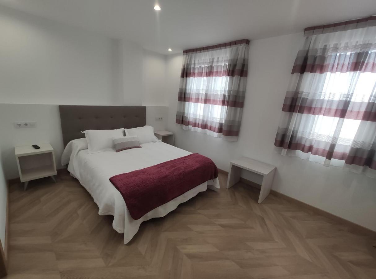 Hostal Oleo Auto Check-In Santander Exterior foto